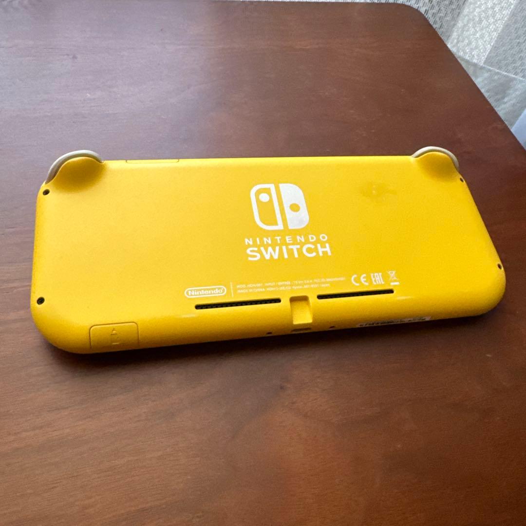Nintendo Switch Lite イエロー 本体 箱、ACアダプター付き