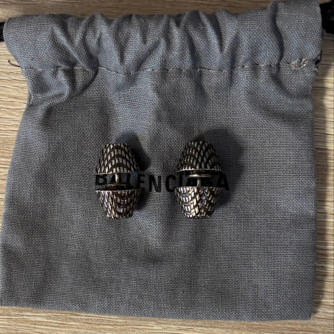 BALENCIAGA メタルピアス 箱付き