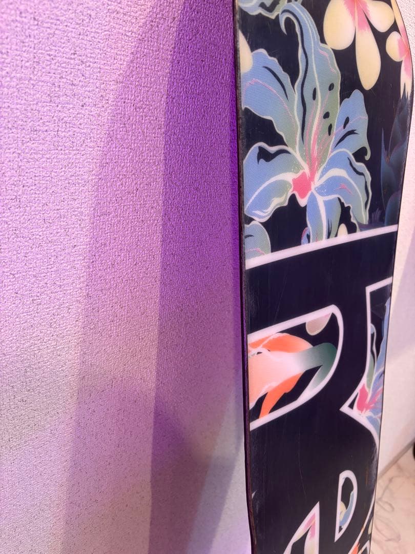 head142センチ wキャンパースノーボード