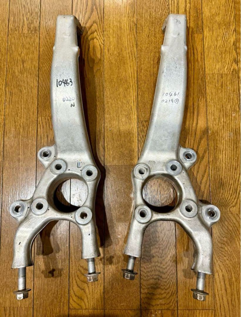 18クラウン ショートナックル