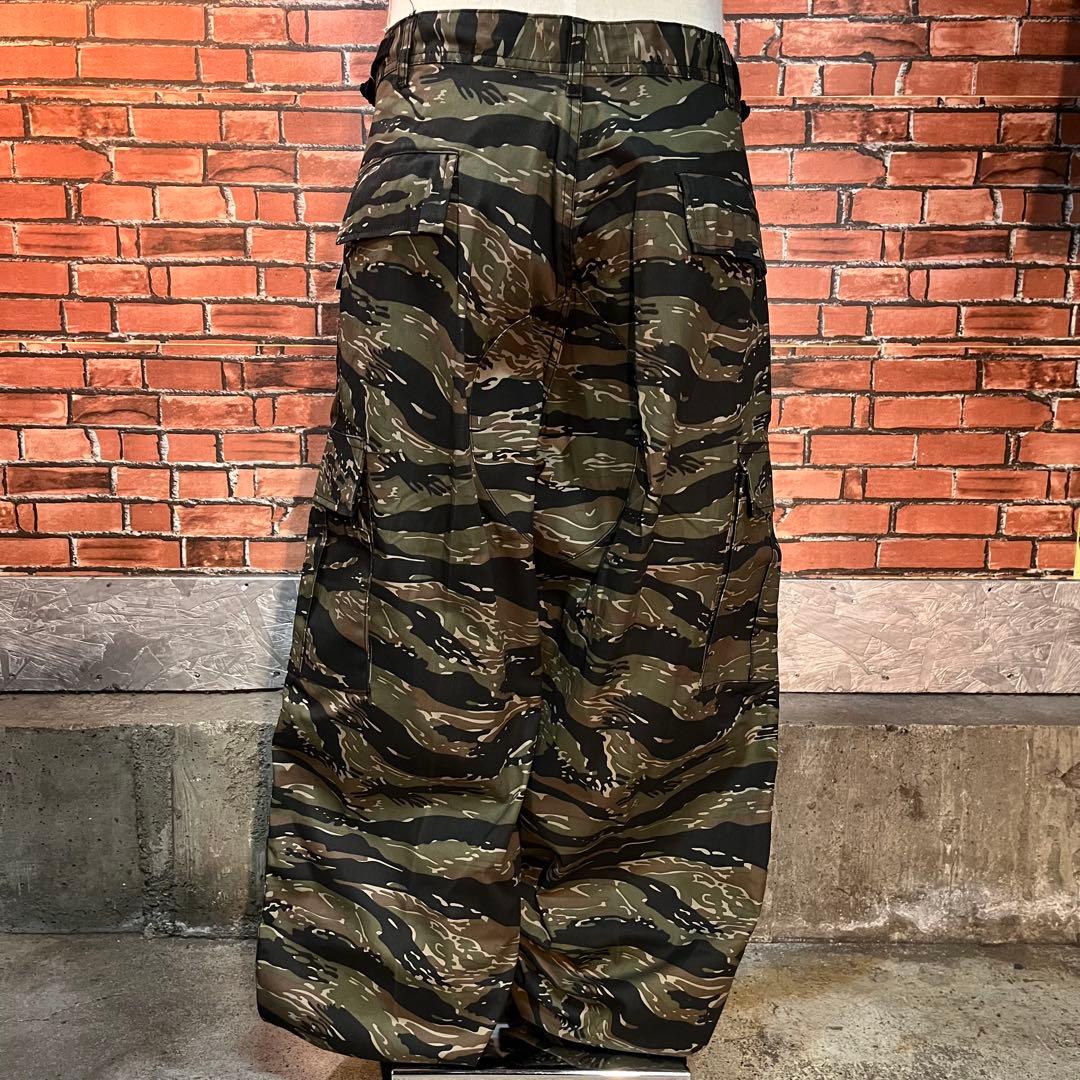 新品未使用 ROTHCO 6Pカーゴパンツ タイガーカモ ミリタリー ワイド
