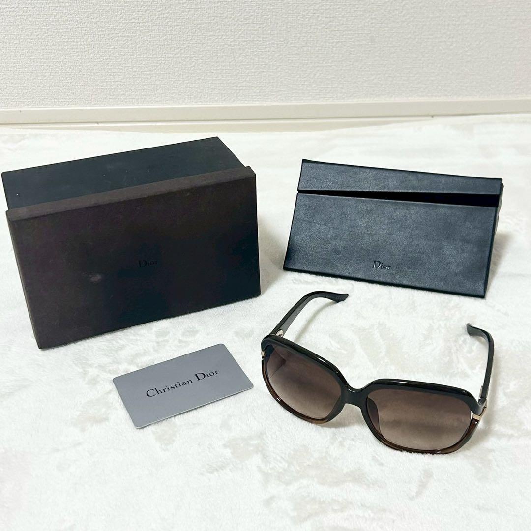 ★美品★ディオール　サングラス　カナージュ　ロゴ　ラインストーン　付属品あり
