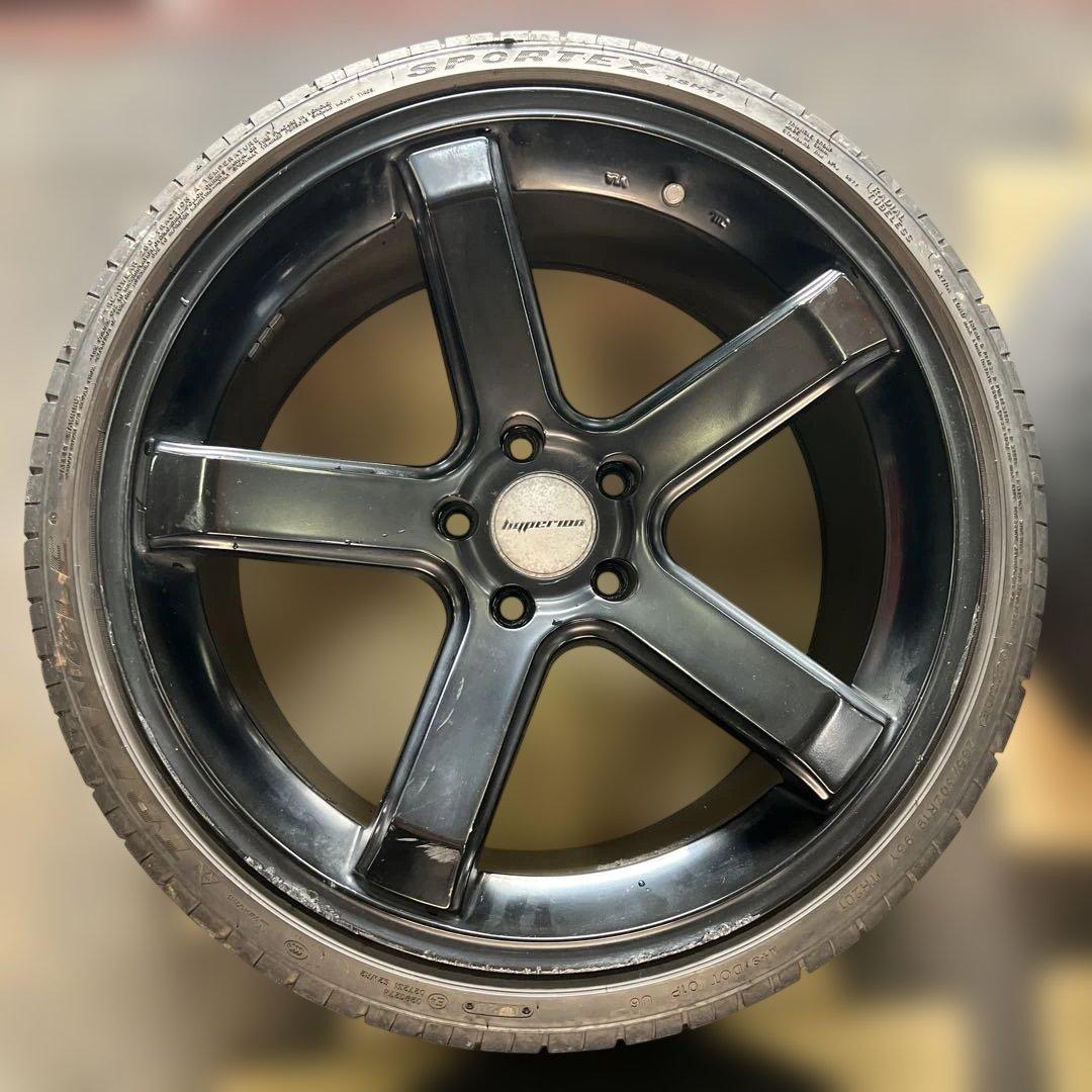 ハイペリオン HYPERION　CVS 1.5 19インチ 4本セット