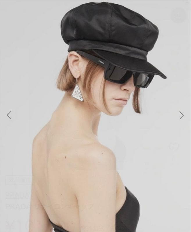 j　PRADA キャスケット　美品　M ブラック　現行モデル