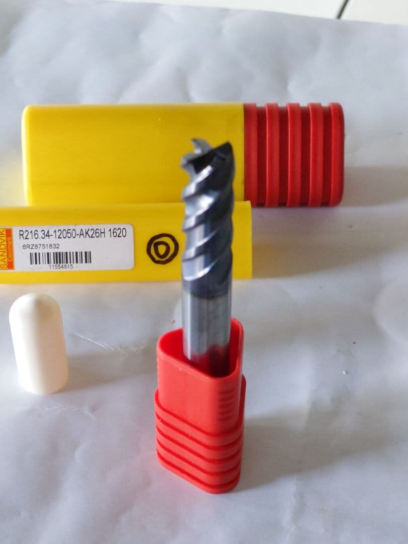 SANDVIKΦ12×26×100　4枚刃　超硬エンドミル