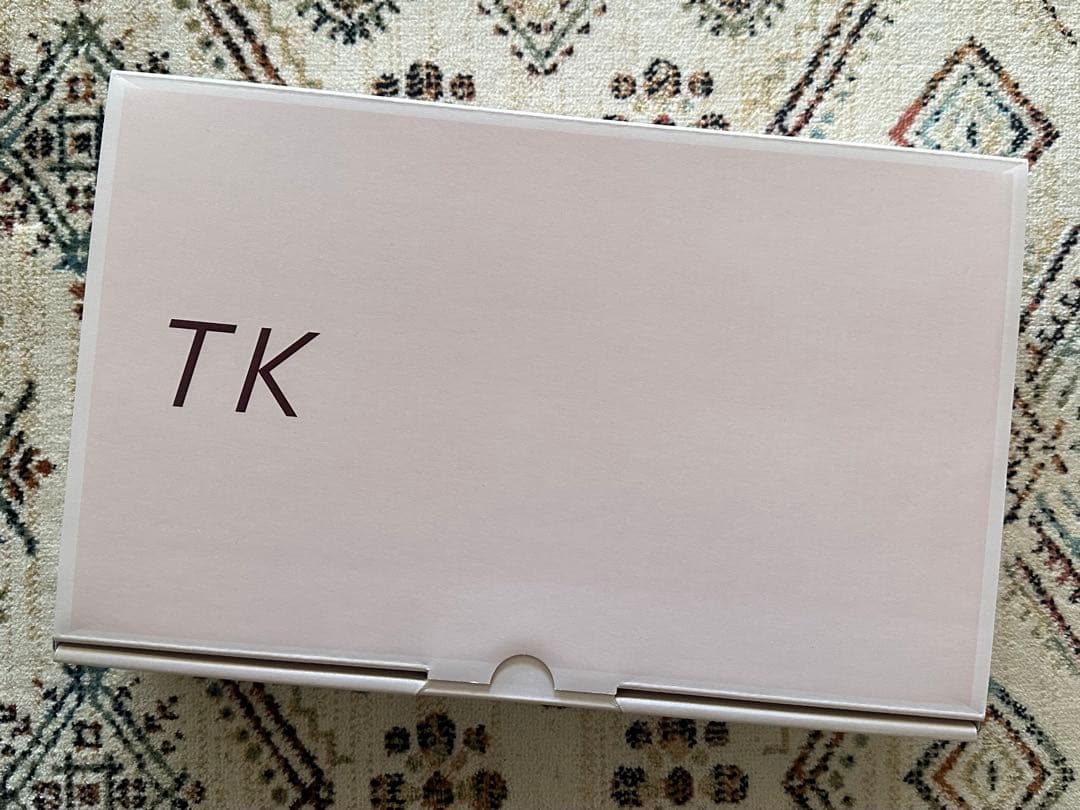 メナードTK6本セット外箱付き