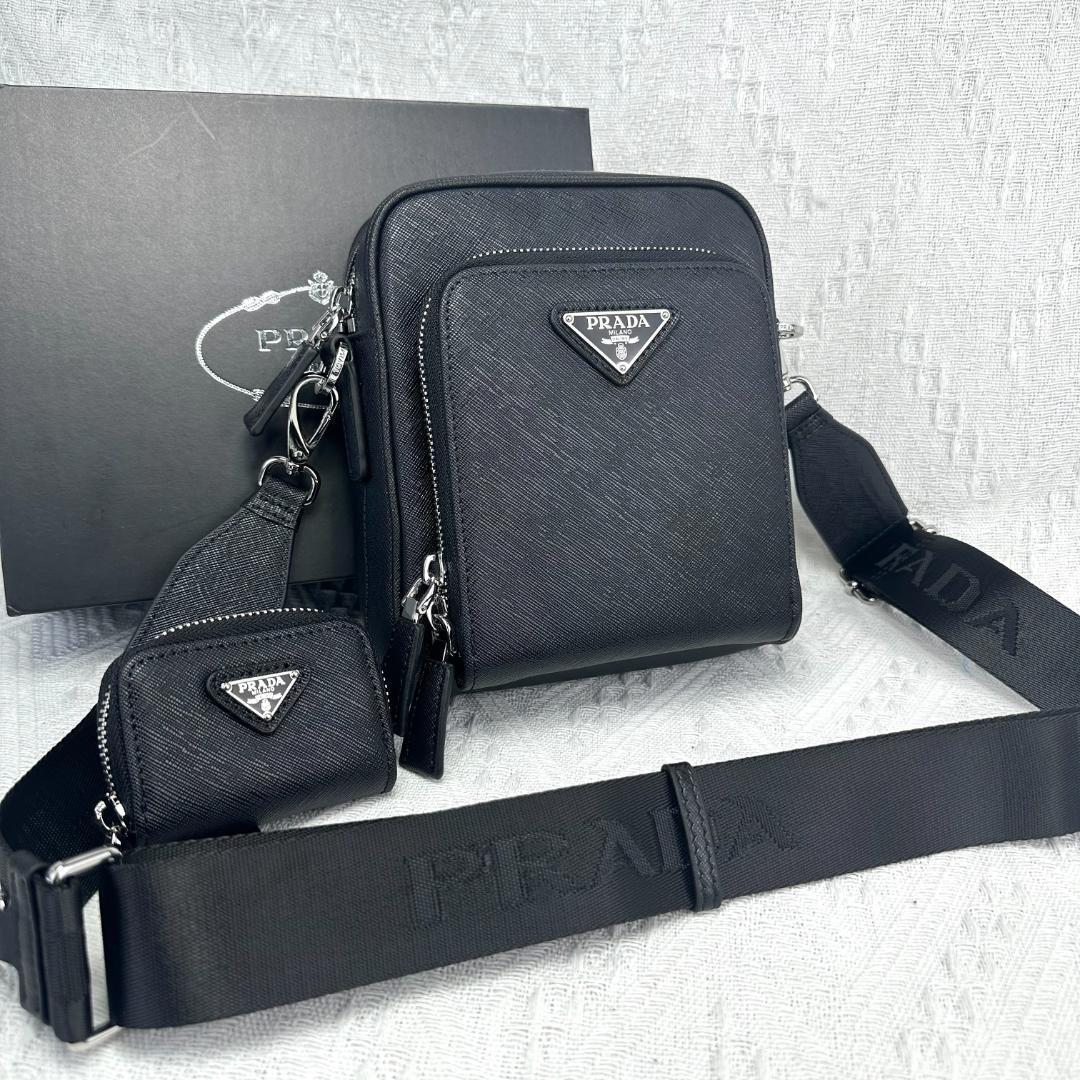 早い者勝ち！ブラック ショルダーバッグ