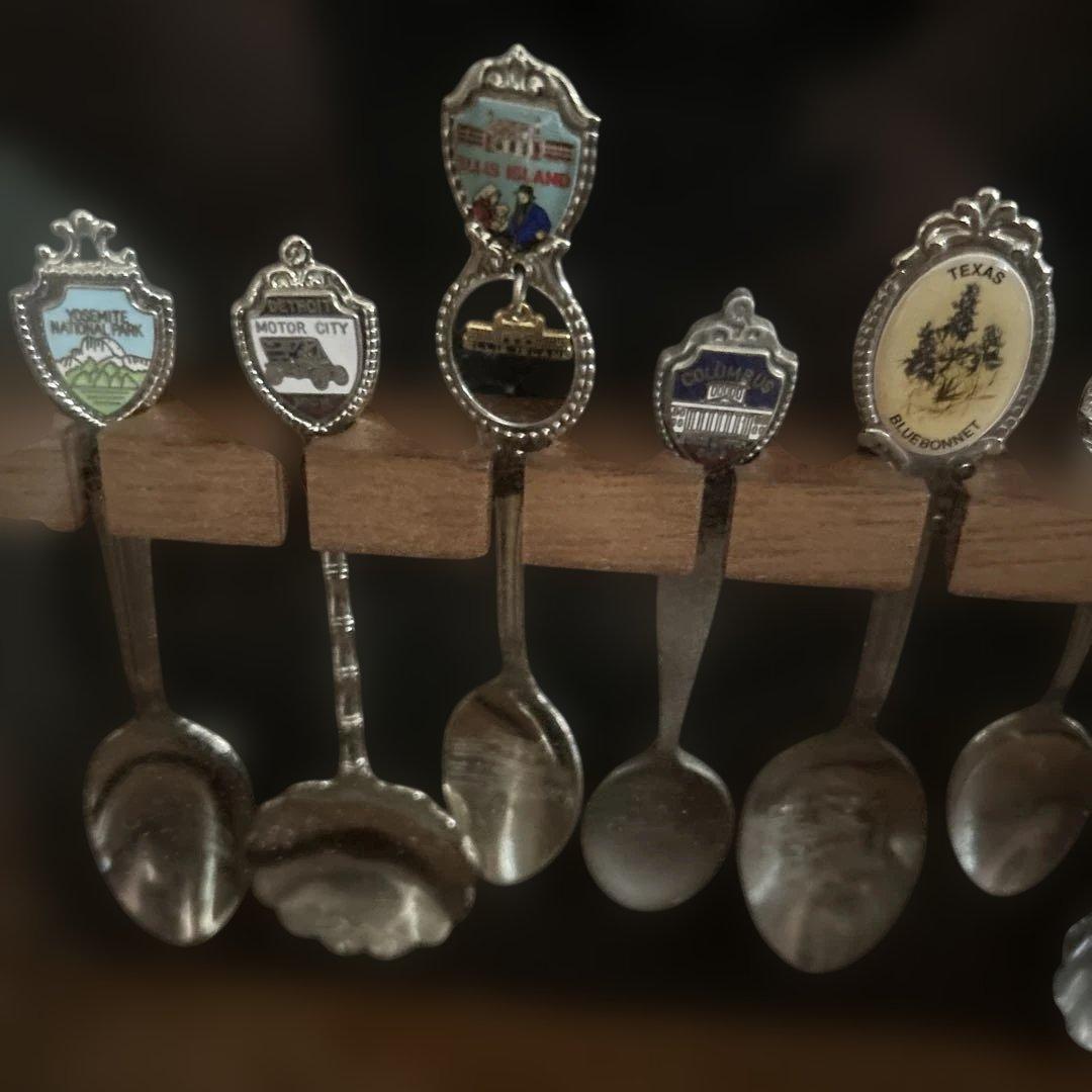 スーベニアスプーンコレクション 木製フレーム付き 値下げしました