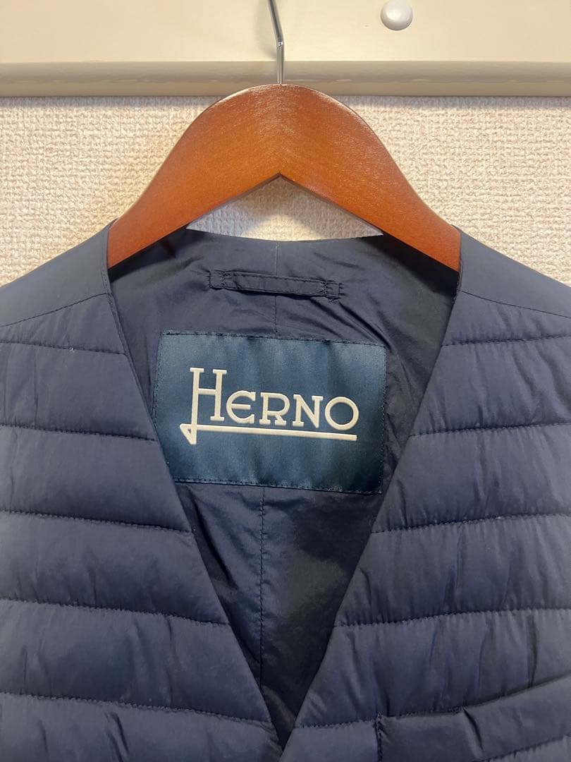 美品　国内正規品　ヘルノ / HERNO / ダウン ジレ　ネイビー　44