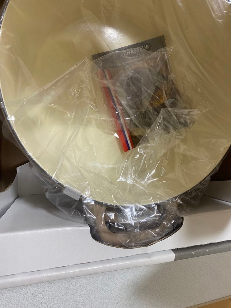 シャスールCHASSEUR 鋳鉄製両手鍋マロングラッセ 24cm 新品未使用