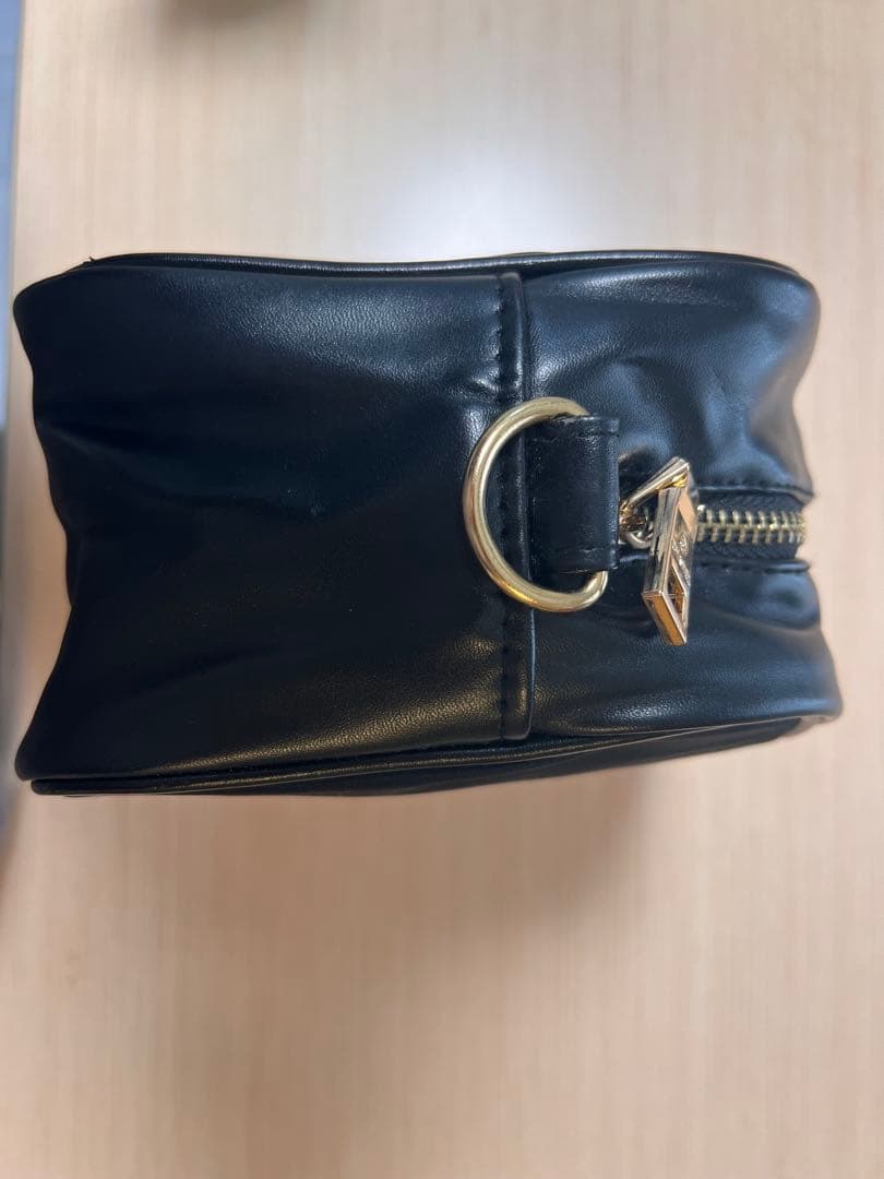 CHANEL ノベルティショルダー　ナイロン