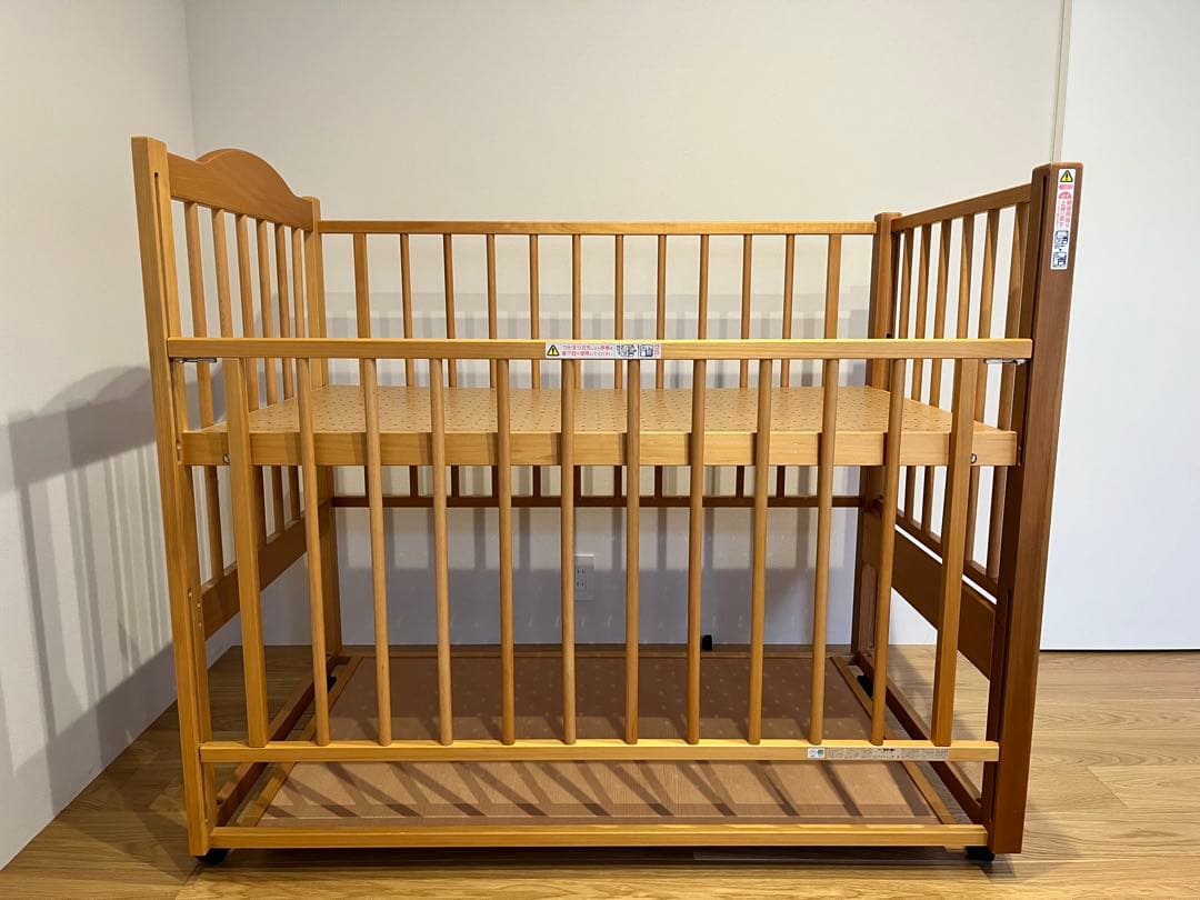 日本製木製ベビーベッド（ナチュラルウッド）