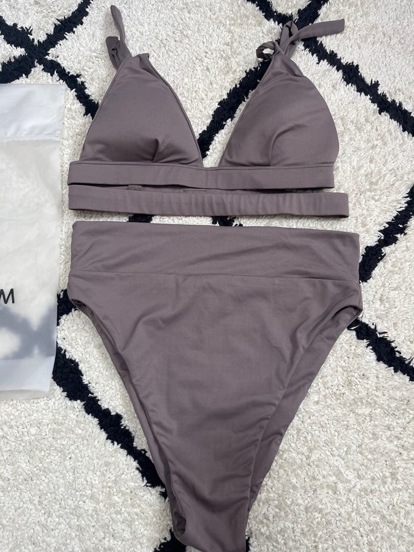 アリシアスタン水着セット L