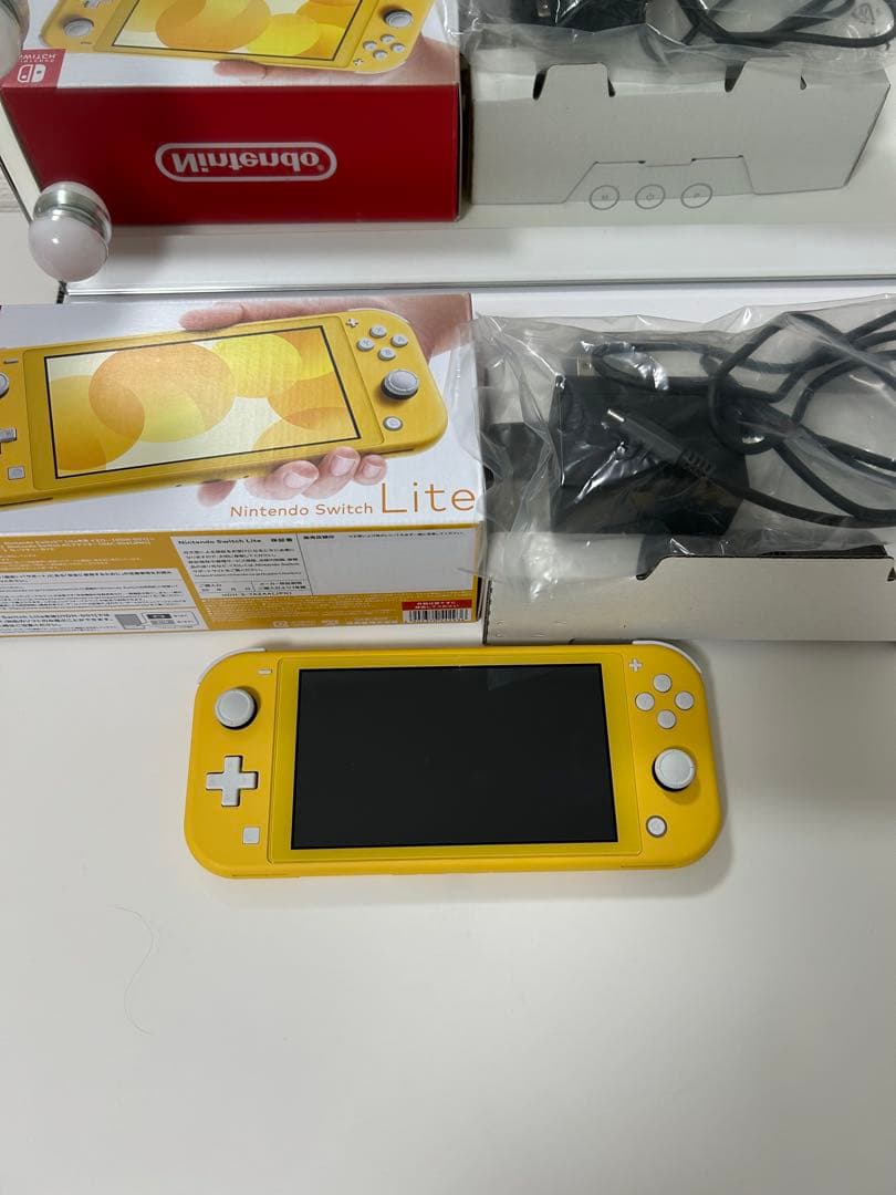 [美品] Nintendo Switch Lite イエロー 本体