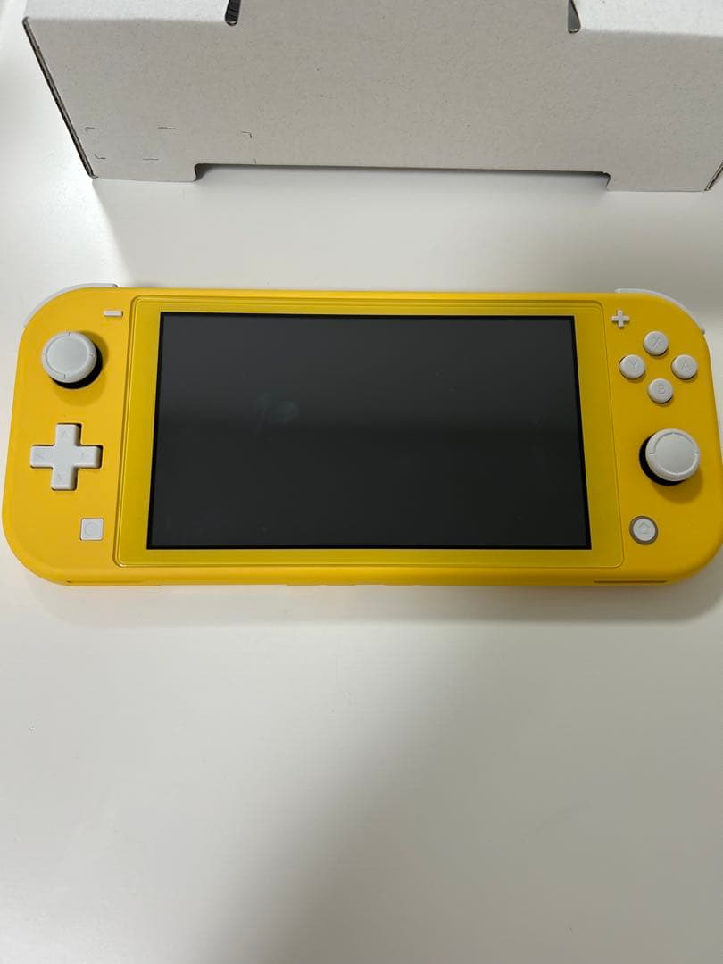 [美品] Nintendo Switch Lite イエロー 本体