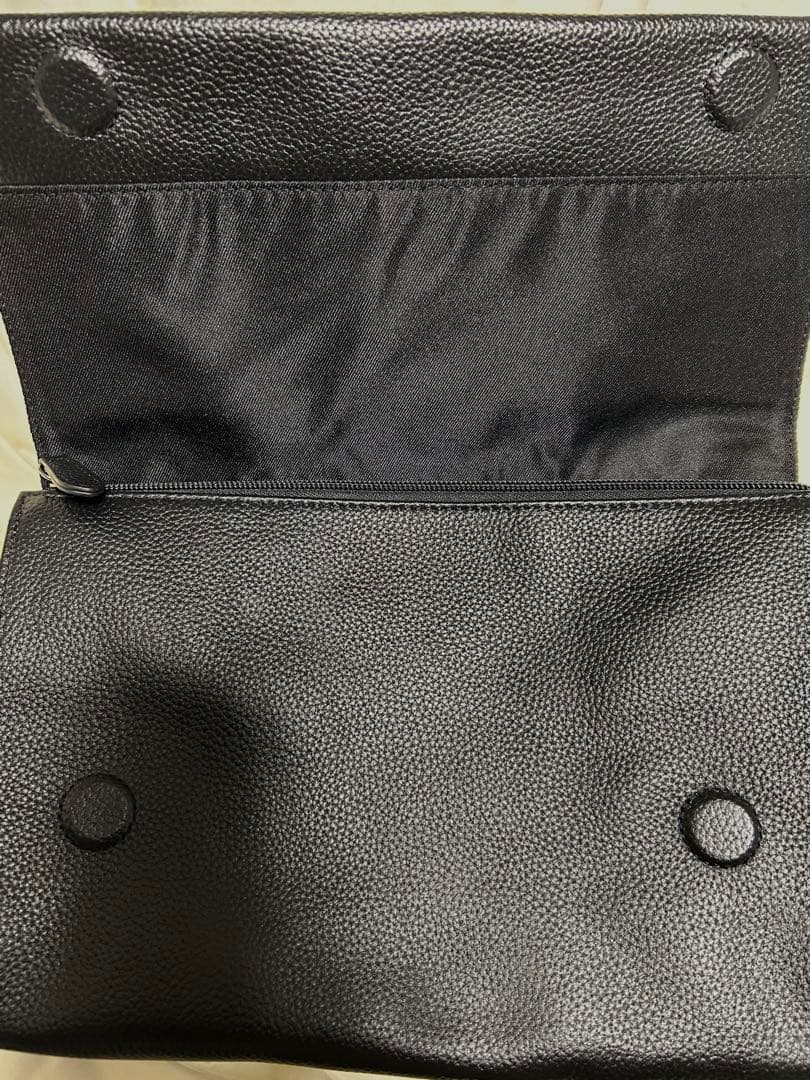 イアパピヨネ ワイド柄テープショルダーバッグ　ダルメシアン　ブラック