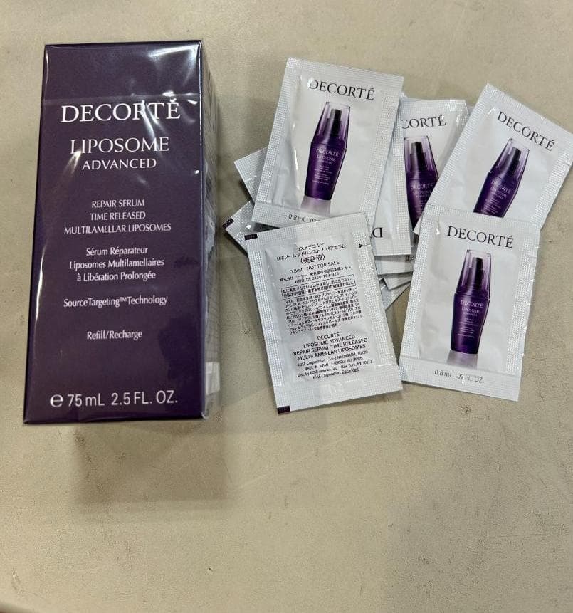 実質２本分　おまけつき　コスメデコルテ　リポソームリペアセラム75ml替え