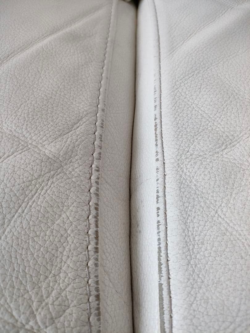 Y*a イタリア製 高級ソファ 総本革張 サコモディ２.５人掛け