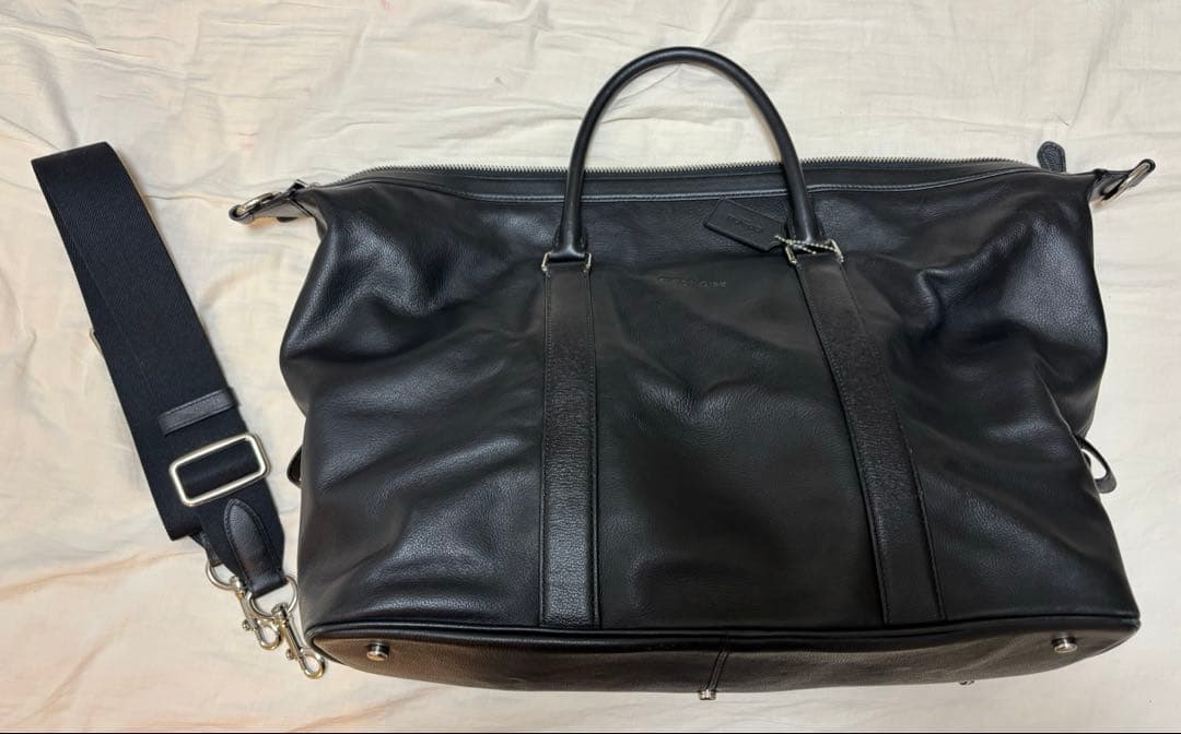 COACH 黒のレザー ボストンバッグ