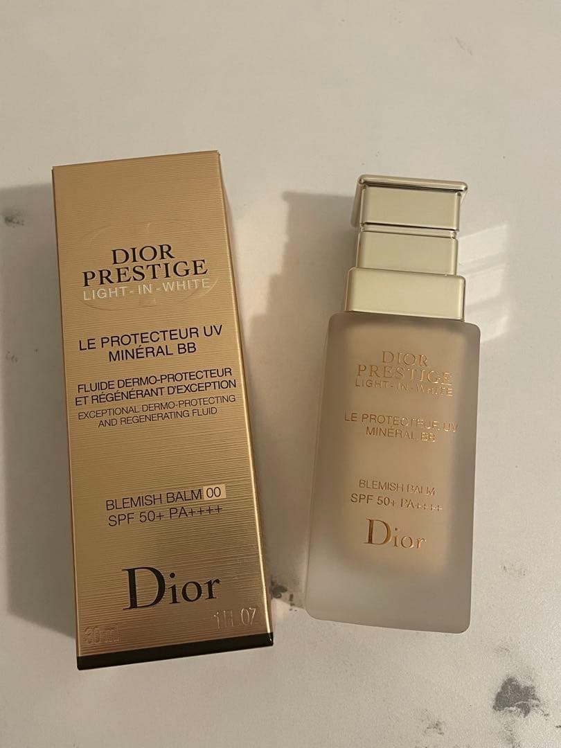 ディオール プレステージ UVミネラルBB 00