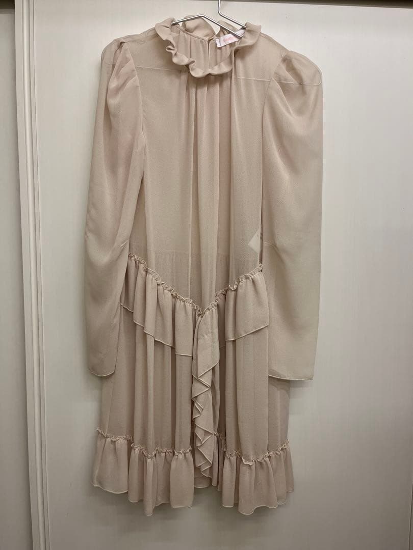 シーバイクロエ　フリル付き　長袖ワンピース　ロングワンピース