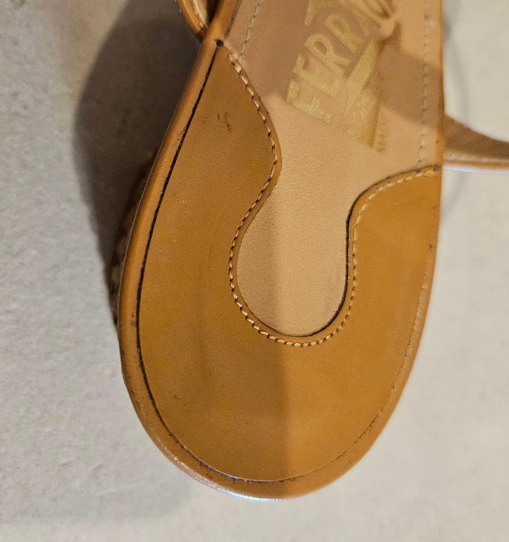 値下げ！フェラガモ Ferragamo　サンダル