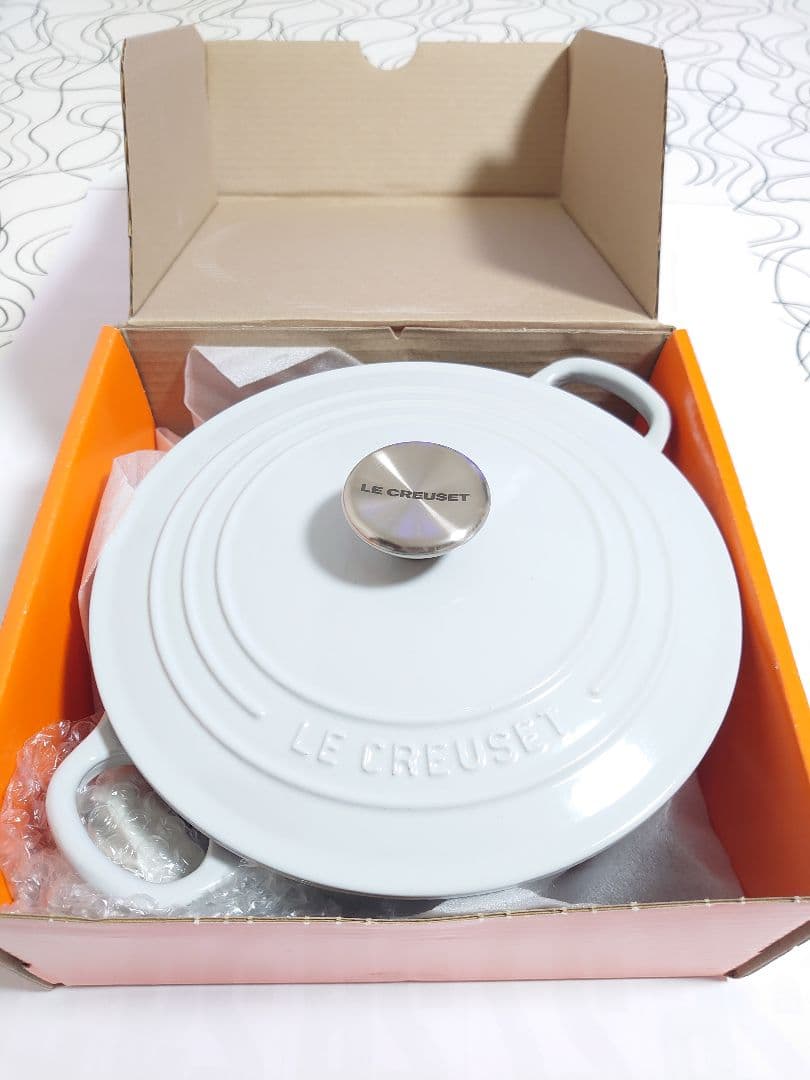 LE CREUSET/ココットロンド/ベイパー/22