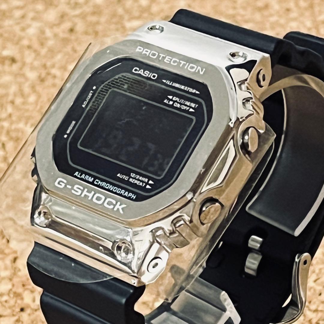 CASIO GーSHOCK/GMー5600RWー1JFメタルカバード　美品