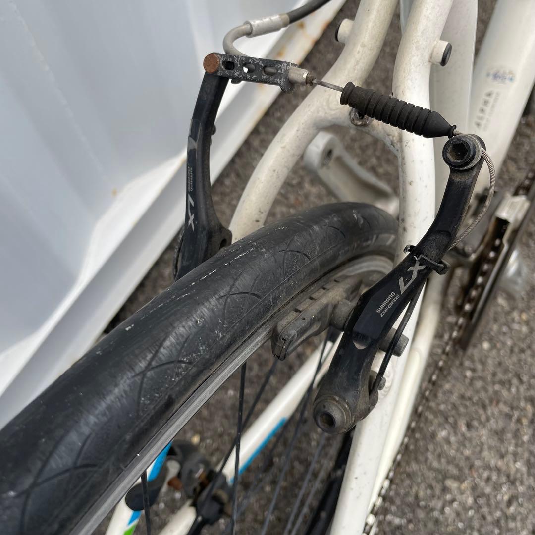 クロスバイク FX7.4 身長165-175cm 定価8.8万円 ホワイト