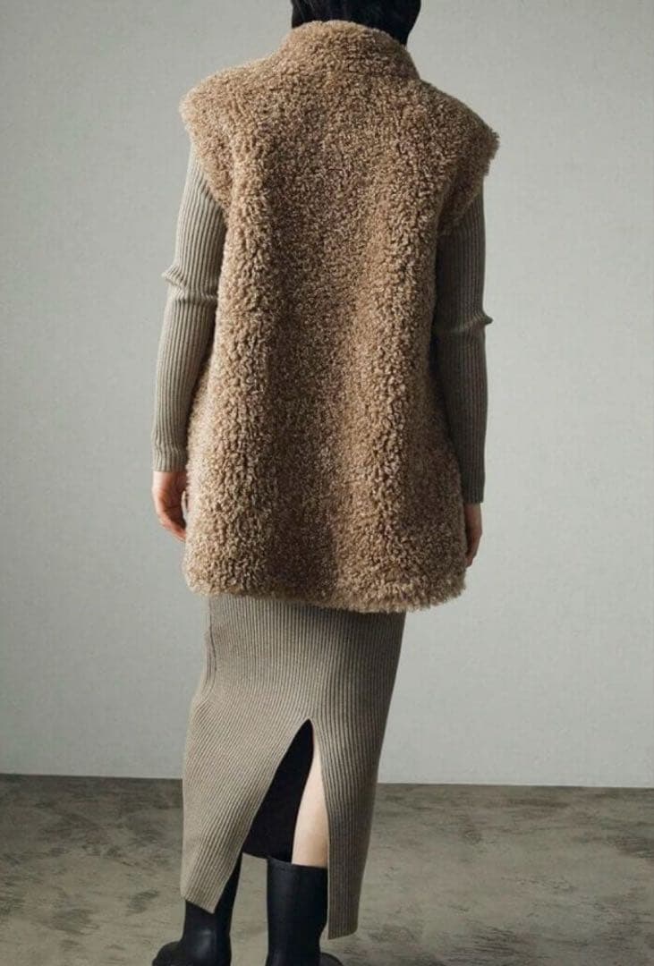 未使用　anuke アンヌーク Eco Fur Vestモカ36