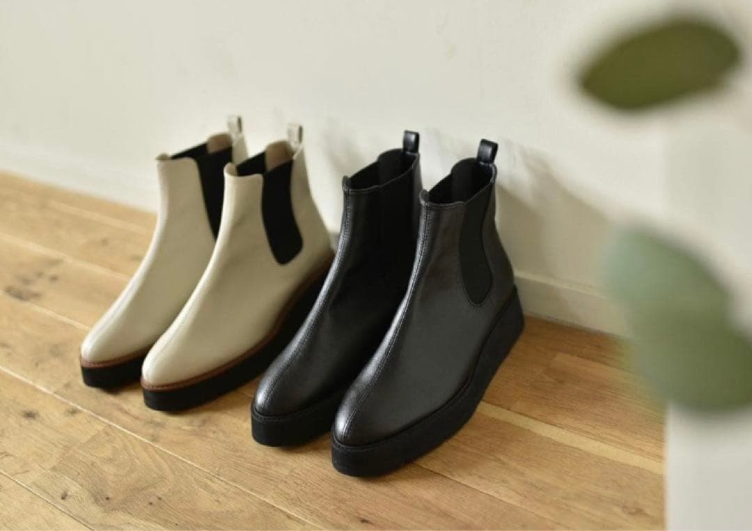 OUR 雨の日も寒い日も履けるショートブーツ　M