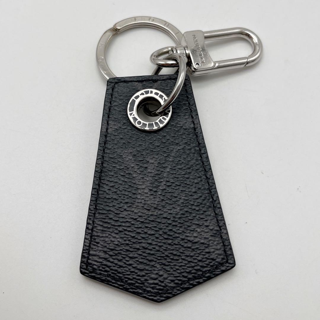 ルイヴィトン モノグラム エクリプス アンシャッペ イニシャル　黒　キーリング