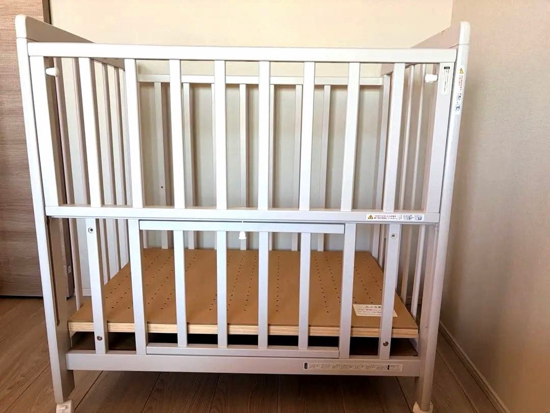 【送料込み】あわイロベビーベッド2台 90×60 マットレス付き