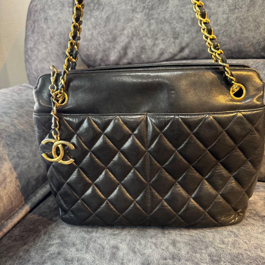 シャネル CHANEL マトラッセ チェーントートバッグ ココマークチャーム