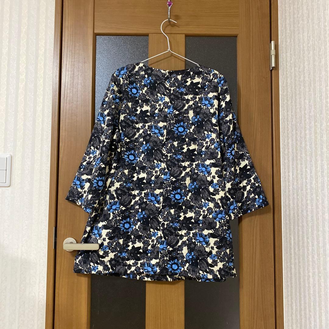 ☆新品❗️leilianレリアンプリントチュニック　17+大きいプラスハウス☆