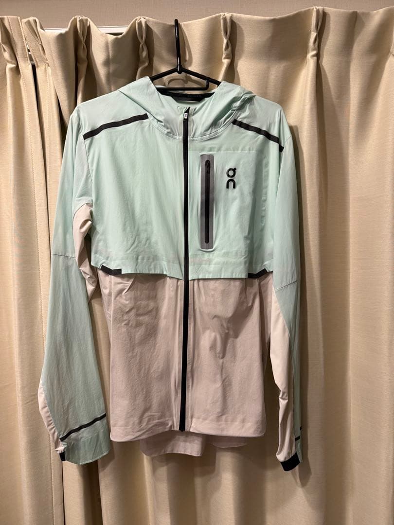 On ランニング Weather Jacket / Weather Pants