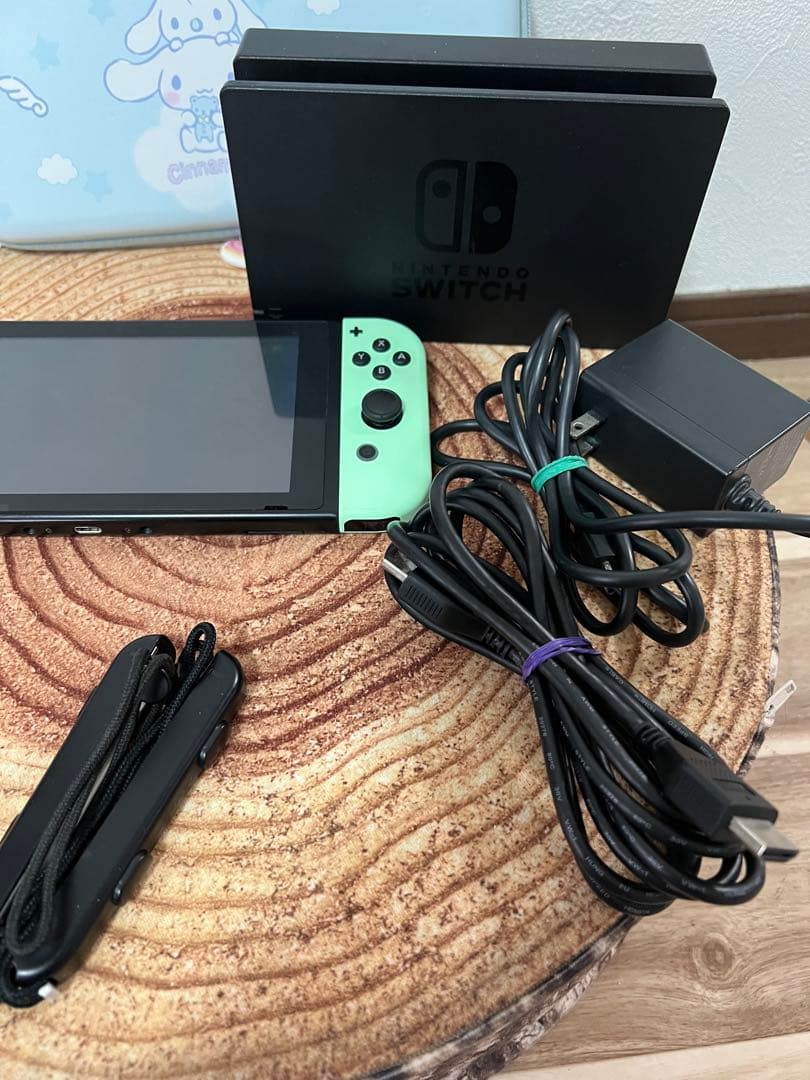 Nintendo Switch ニンテンドースイッチ本体　PPL/GRN箱無し