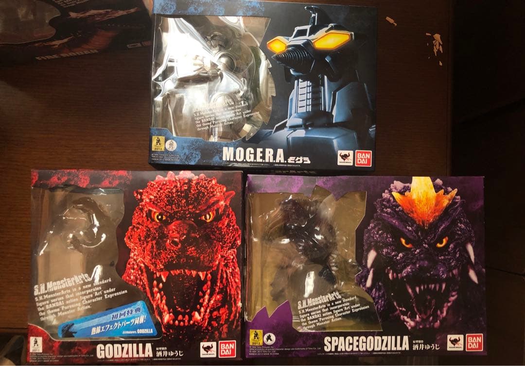 た*お様 S.H.MonsterArts ゴジラ スペースゴジラ モゲラ　モンス