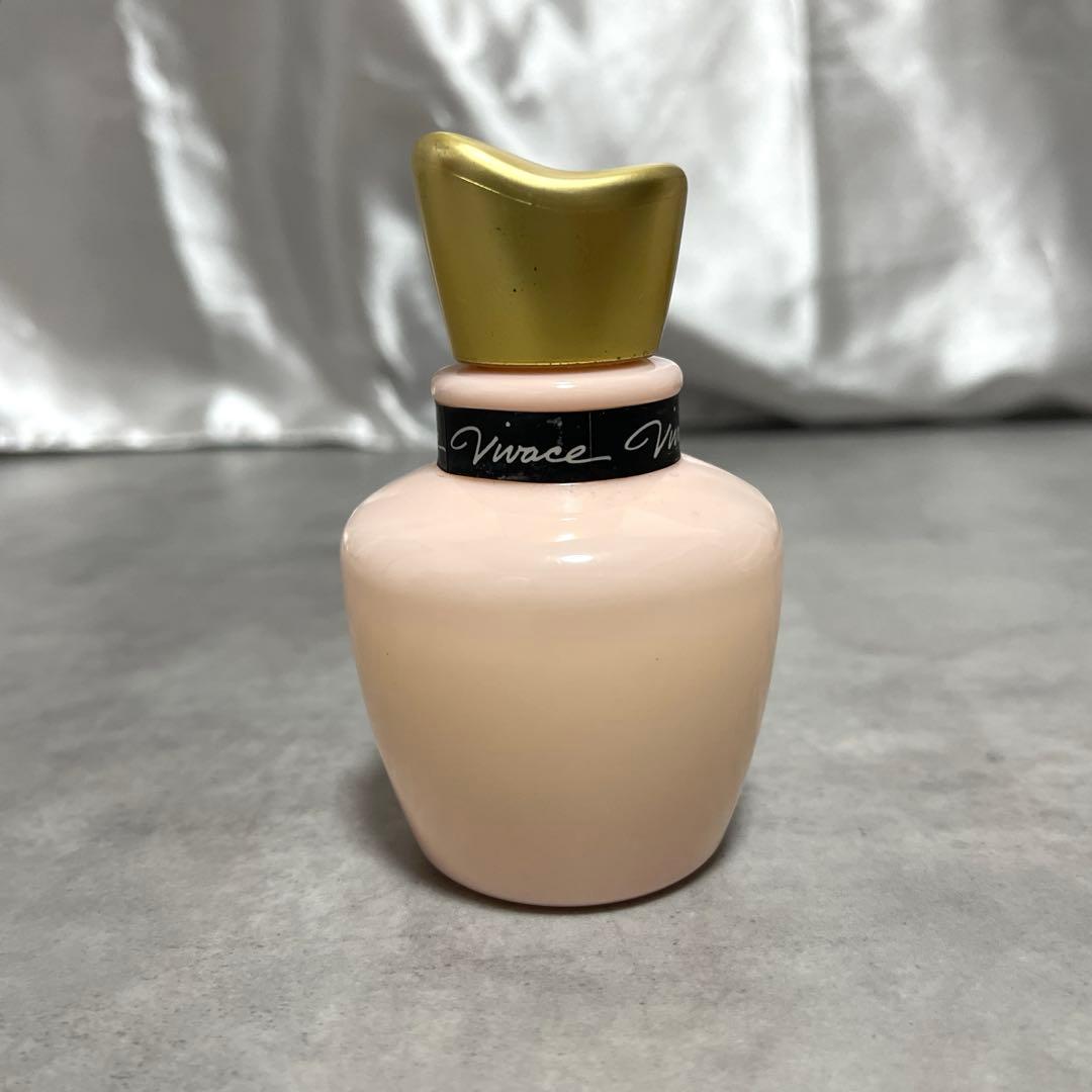 資生堂　ビバーチェ　パウダーコロン　ベビーフローラル　廃盤品