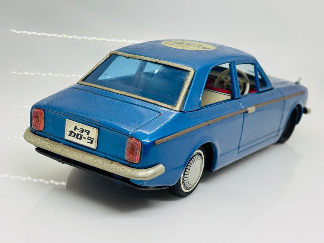ミ*読様 野村トーイ当時物ブリキ☆トヨタカローラ 1100大型27㎝1968年製