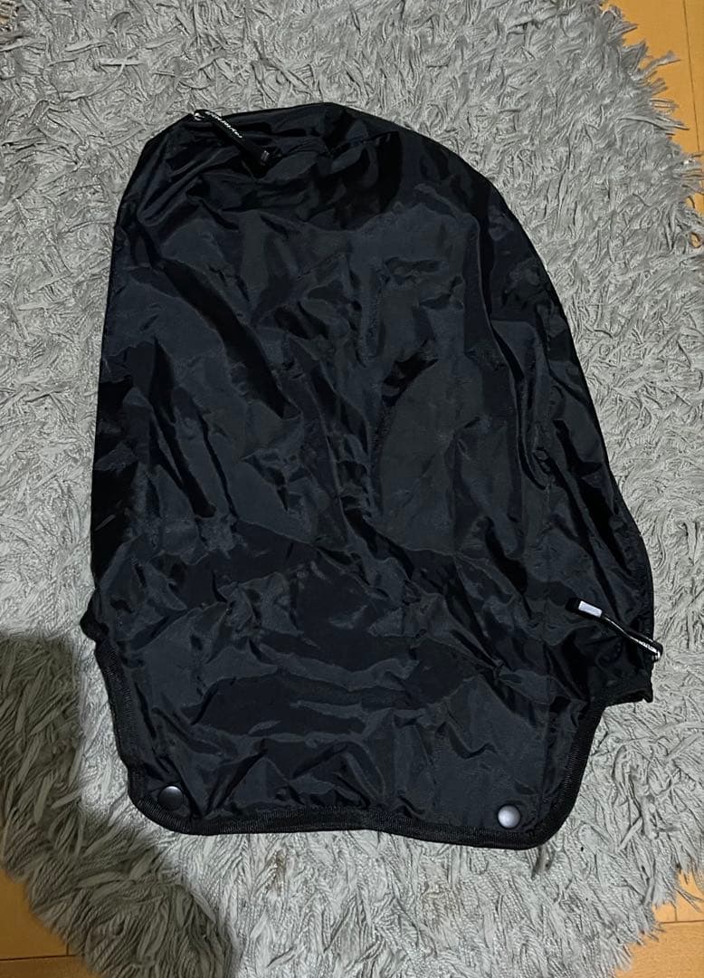 テーラーメイド　キャディバッグ　スタンド型　フードカバーあり