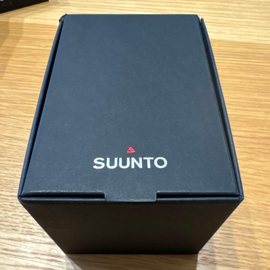 美品SUUNTO CORE ブラック デジタル腕時計