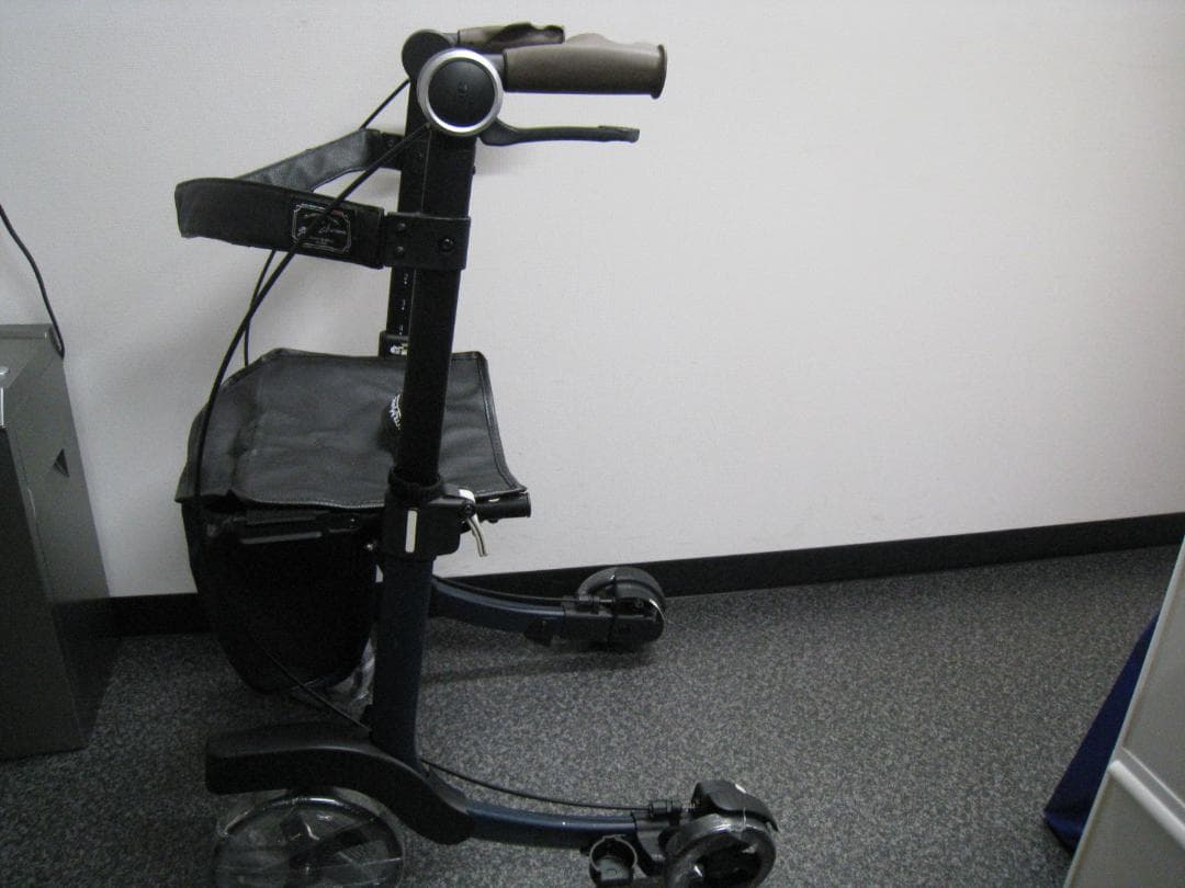 シルバーカー ミケーレ Michele 幸和製作所 歩行器 ⑤