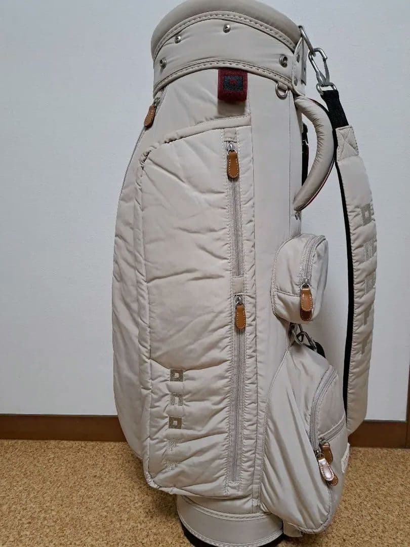 美品オノフGOLF ゴルフバッグ・キャディバッグ ベージュ