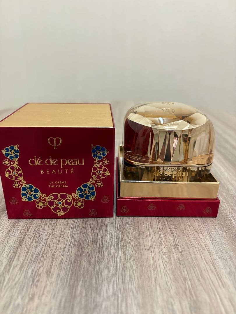 【新品未使用】定価91,300円　クレ.ド.ポー ボーテ　ラ.クレーム50g