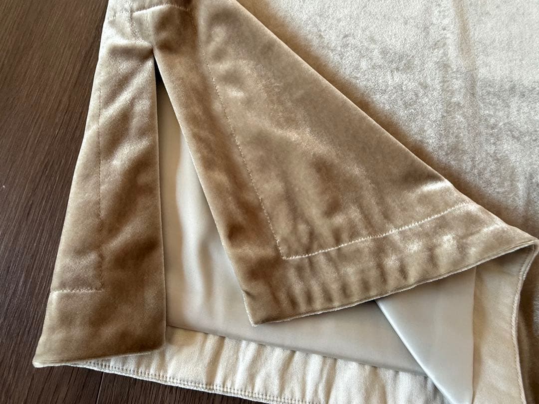 ぷぷり様　【未使用】Ballsey マットベロア Vネックベスト ライトベージュ