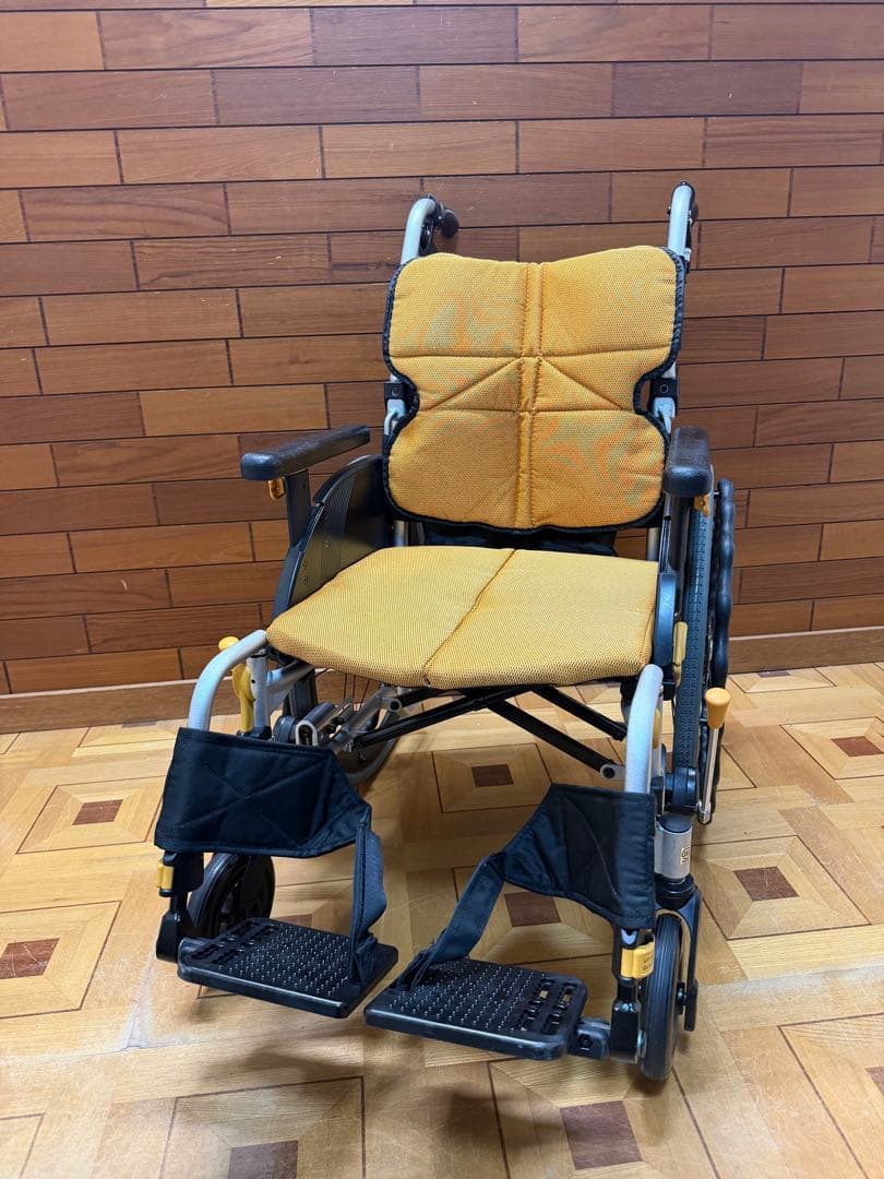 松永製作所 ネクストコア ミニモ 介助用 車椅子 ライトグリーン