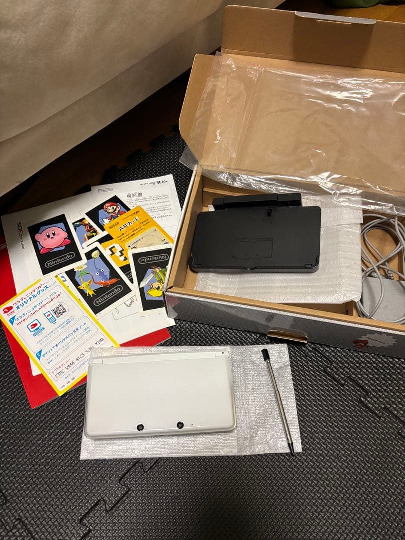 Nintendo 3DS ホワイト スーパーマリオ3Dランド