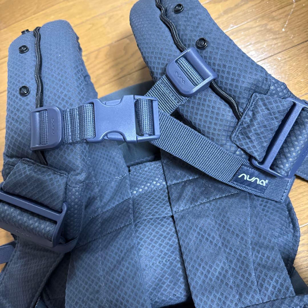 【美品】nuna ベビーキャリア CUDLクリック デニム