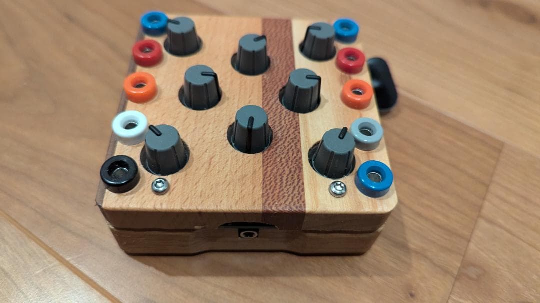 Ciat-Lonbarde / Peterlin モジュラーシンセ